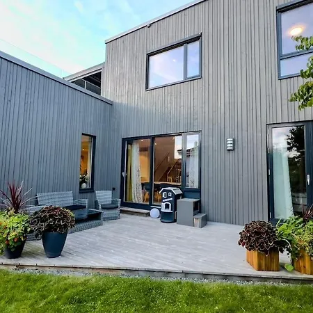 Vm 2025 Eksklusivt Hus Вилла